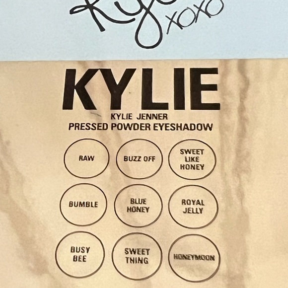 Kylie Cosmetics Blue Honey Palette - Picture 3 of 8